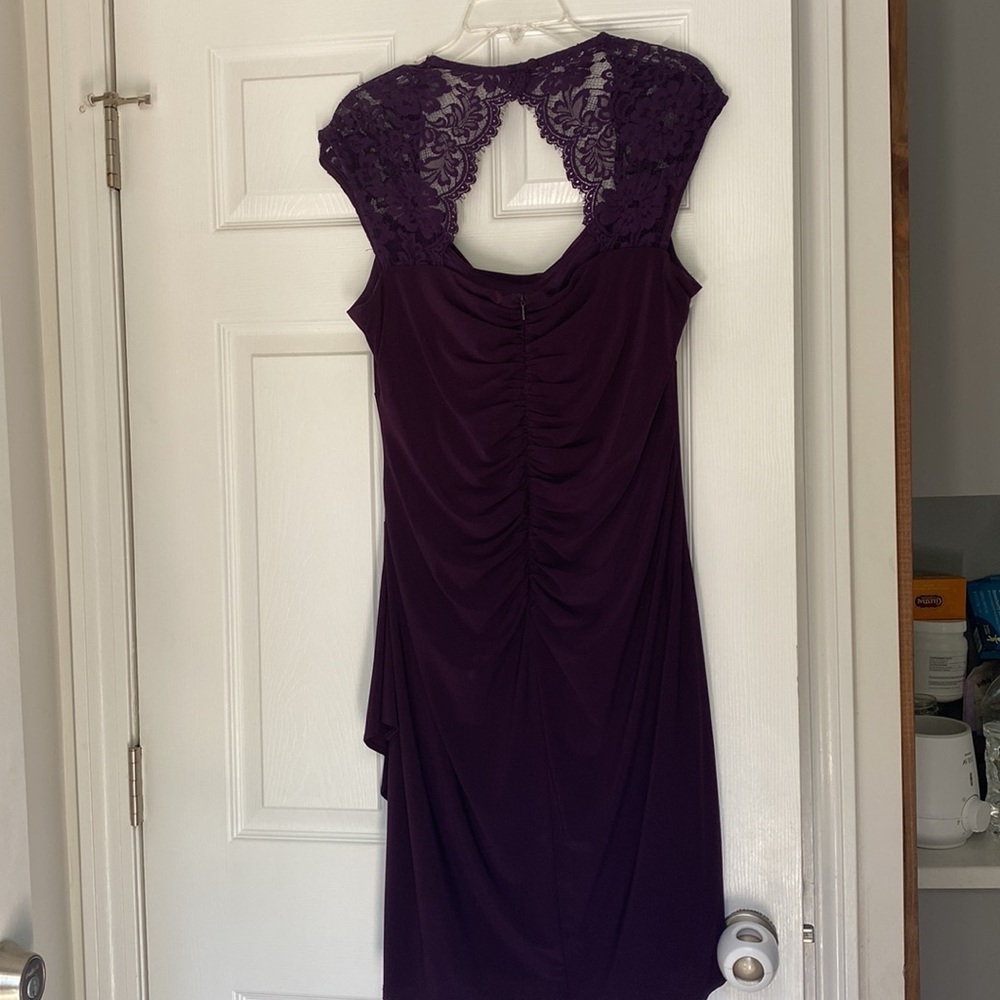 Formal dress - Picture 4 of 9